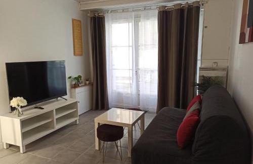 Chatellerault Apartment | Le Saint-Jacques - Hypercentre