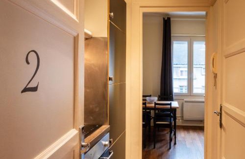 Gien Apartment | Le Saint Louis 2 Cœur Ville bord de Loire commerces à pied