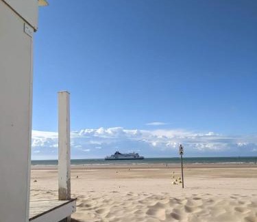 Gare Apartment | Le Saint Pierre - Bourgeois Elegance, Station & Center