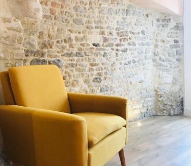 Carentan House | Le Salon de l'Isle