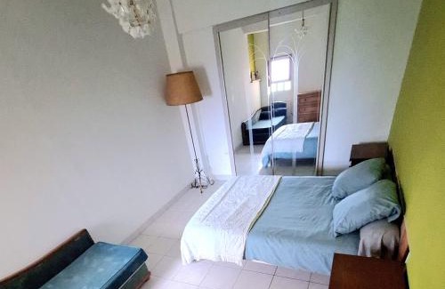 Aire-sur-l'Adour Apartment | Le Saloon