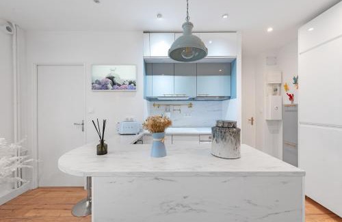 Saint - Aubin - Dupuy Apartment | Le Sapphire