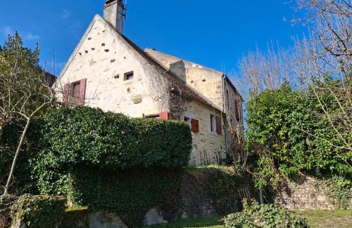 Metz-le-Comte Bed & Breakfast | Le Sept-Maison du XVII ème siècle
