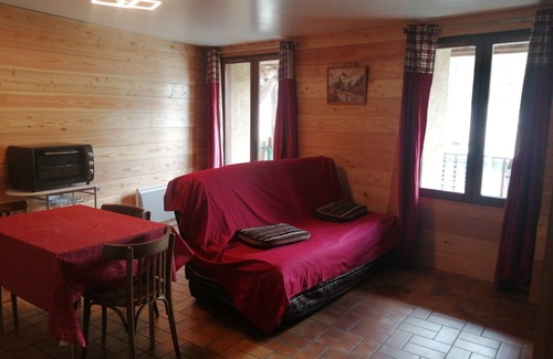 Villar-d'Arene Apartment | Le Serre Grau 2 pcs - Apartment facing South and the forest