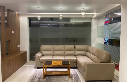 Theni Hotel | Le Shiv Executive Suite