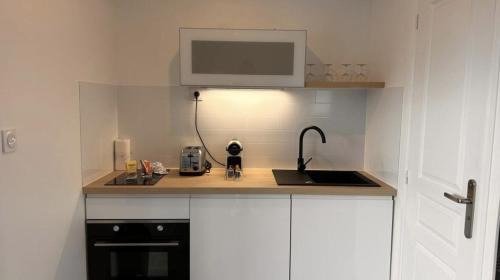 Le Creusot Apartment | Le Singulier Calme Central Chic