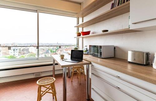 Dijon Apartment | Le Skyline appartement lumineux , vue imprenable, calme , PK