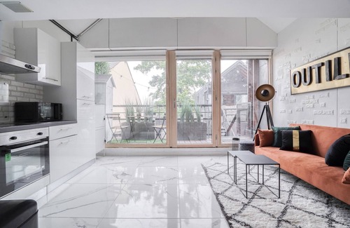 Montfermeil Apartment | Le Soft Indus - Duplex Paris Disneyland