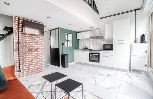 Montfermeil Apartment | Le Soft Indus - Duplex Paris Disneyland