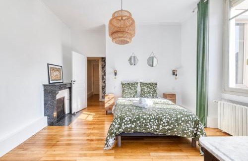 Saint-Serge Apartment | Le Solaris, Free Parking, 10 min SNCF Station