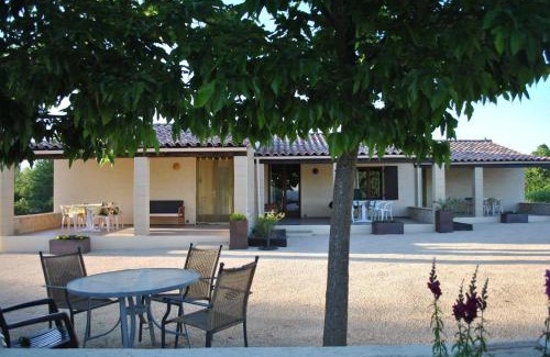 Banne House | Le soleil souriant