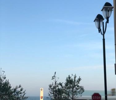 Luc-sur-Mer Apartment | Le Spot, appartement spacieux à 30m de la mer 45m2