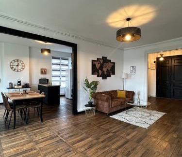Romorantin-Lanthenay Apartment | Le Square vue sur la Sauldre: Châteaux et Beauval