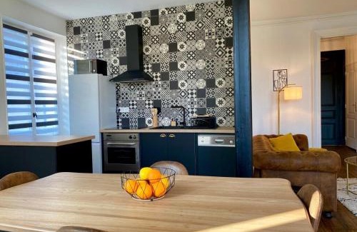Romorantin-Lanthenay Apartment | Le Square vue sur la Sauldre: Châteaux et Beauval