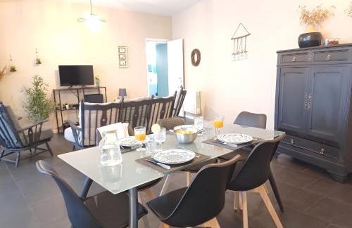 Henriville Apartment | Le St Fuscien - spacieux - 3 llits
