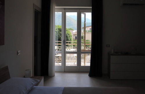 Nocera Superiore Bed & Breakfast | Le Stanze di Vino Rosso