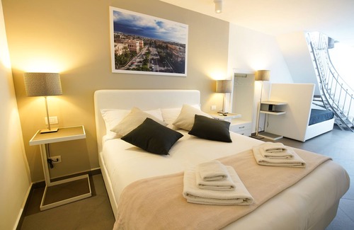 Messina Bed & Breakfast | Le Stanze di Piazza Cairoli