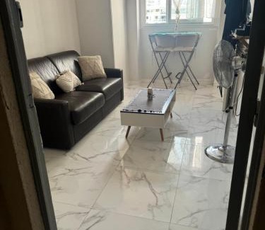 Le Pharo Apartment | Le studio des catalans
