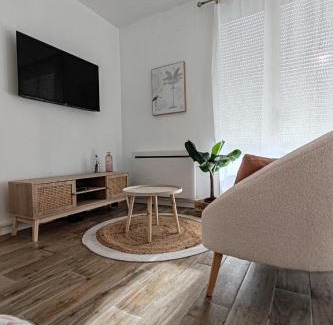 Chateaudun-Bannier Apartment | Le studio Dunois