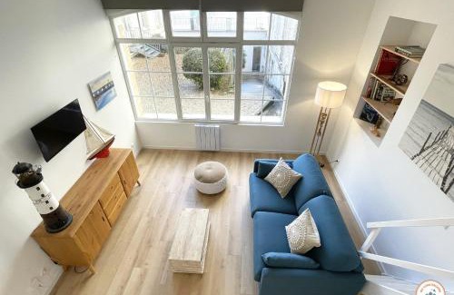 Trouville-sur-Mer Apartment | Le Sunset - Vue Mer - Accès plage privé