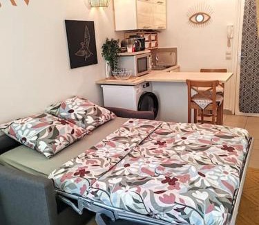 Le Pre-Saint-Gervais Apartment | Le Sunshine - 2 people studio & Todler - Cosy - Porte des Lilas
