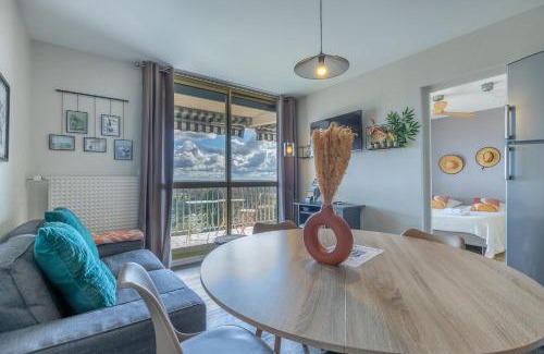 Montrichard Val de Cher Apartment | LE T3 CHAUMONT- Terrasse avec vue - Entre Beauval et Châteaux
