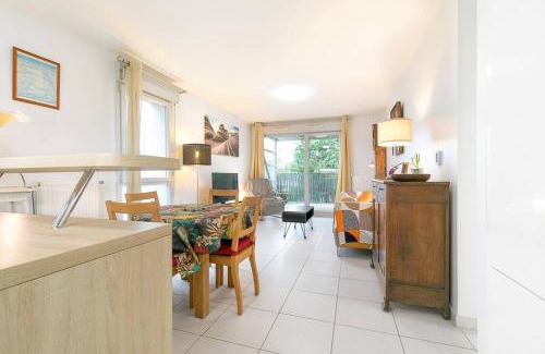 Parc-Chevreul Apartment | Le Taranis