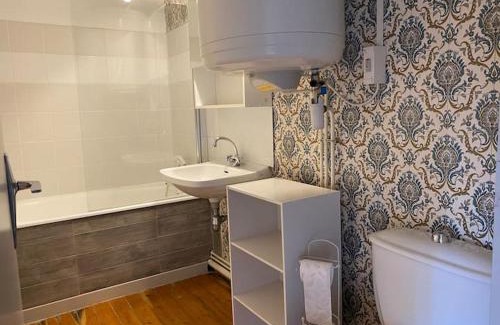 Charolles Apartment | Le TEMERAIRE