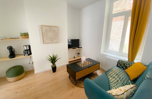 Calais Apartment | Le Temple 1, appartement chaleureux et rénové