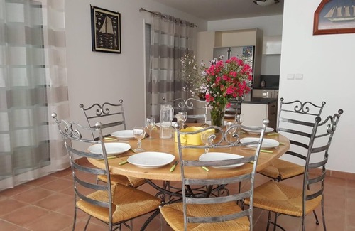 Colleville House | Le Temps qui Passe - Colleville