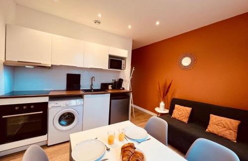 Carhaix-Plouguer Apartment | Le Terra Rossa - Home Homy