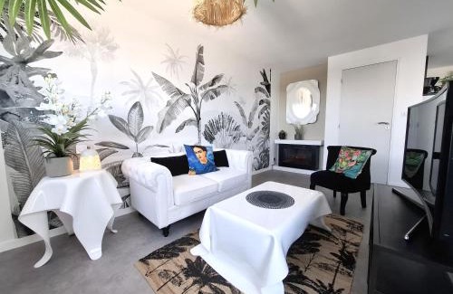 Langueux Apartment | le Ti'Nid - Gîte de charme - Vue Mer