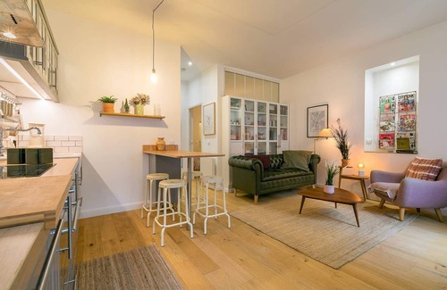 Dijon Centre Ville Apartment | le Tillot - Bel appartement lumineux avec parking - SR Loc