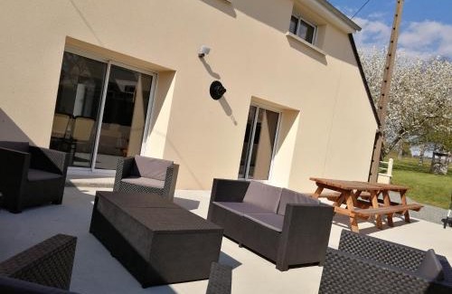 Aunay-sur-Odon House | Le Tiluce