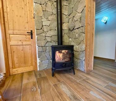 Mont-de-Lans Ski Chalet | Le Tout Schuss Chalet, SPA Privé, piste de ski à 100m
