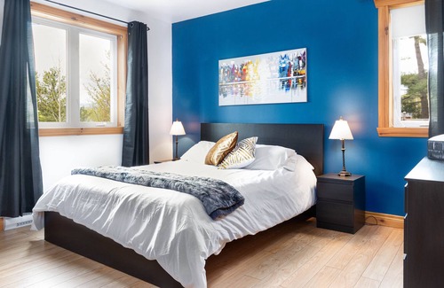 Baie-St-Paul Cottage | Le Très-Chic - SPA, billard, souvenirs🍸🎱🧖♀️🕶