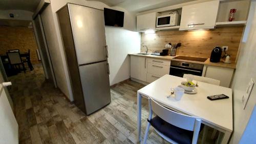 Fleury-les-Aubrais Apartment | "LE TRAMWAY" Appartement 150m gare des Aubrais
