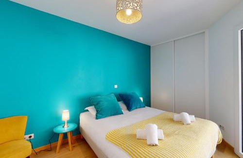 Annecy Old Town Apartment | Le Trésum a few steps from the lake parking
