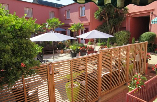 Etel Hotel | Le Trianon