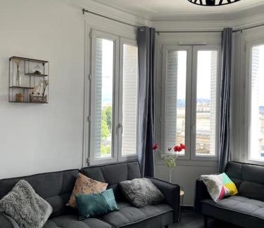 Saint-Lazare Apartment | Le triomphe logement central, 8 pax 3 chambres