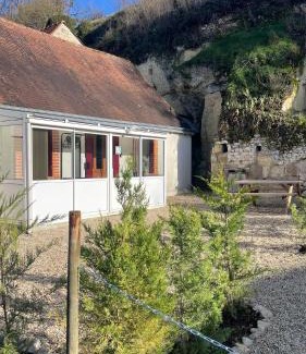 Seigy House | Le Troglo'Gîte, 500m à pied du Zoo de Beauval