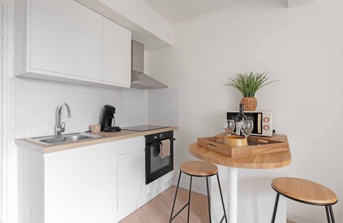Mazamet Apartment | Le Tropical: renovated T2 Cosy and colorful atmosphere