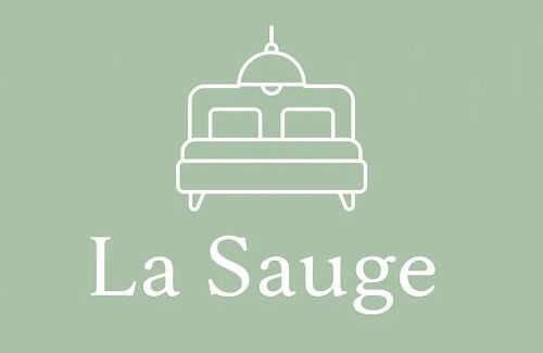 Beauficel-en-Lyons House | "Le Val des Prés" Atypique, Chambres spacieuses dans ancienne usine