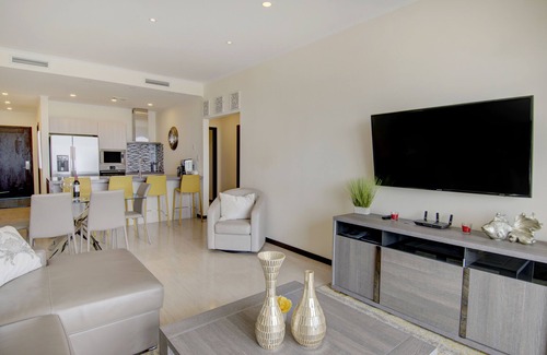 Oranjestad-West Condo | Le Vent - SEABREEZE - BeachSide Resort Eagle Beach