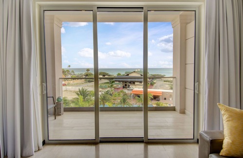 Oranjestad-West Condo | Le Vent - SEABREEZE - BeachSide Resort Eagle Beach
