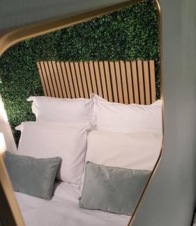 Evreux Apartment | Le Verdélite - Studio design & végétal proche gare et centre historique