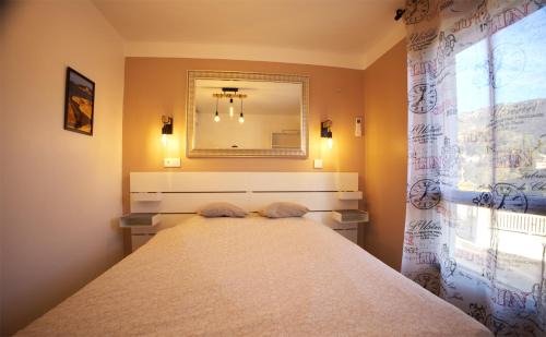 Le Lavandou Apartment | le verger des naiades