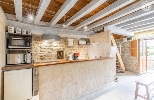 Paris-l'Hopital House | Le Verger - Paris L'hopital