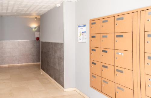 Decines-Charpieu Apartment | Le Victoria hyper-centre Décines