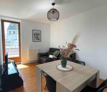 Moirans Apartment | Le vieux Moyrenc
